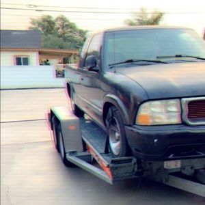 Meet your Posher, Esteban